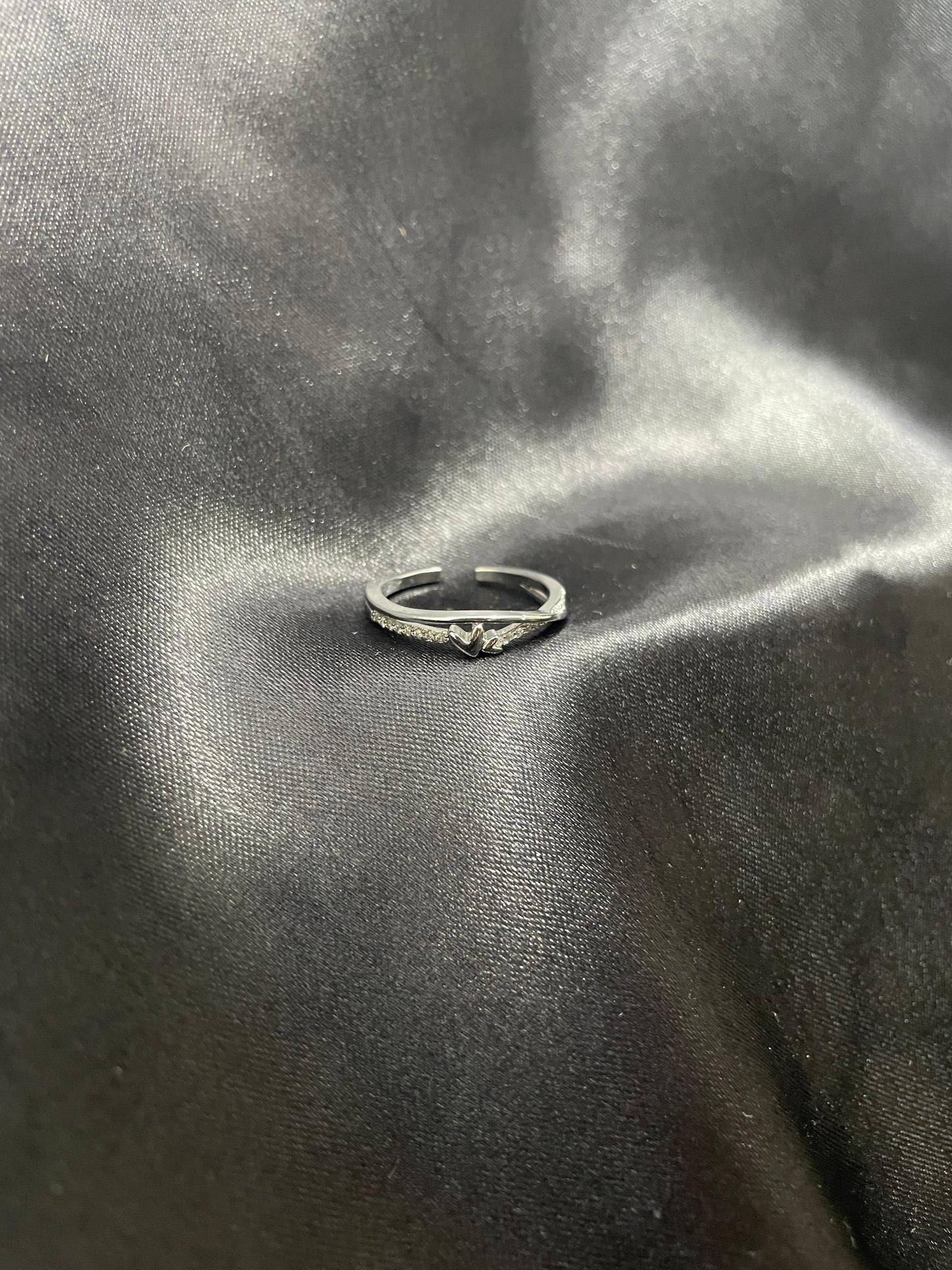 little heart ring