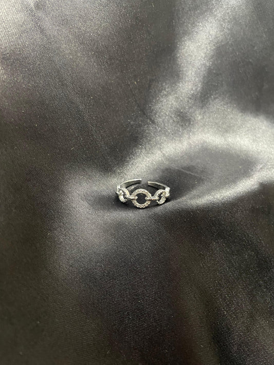 Tri circular ring