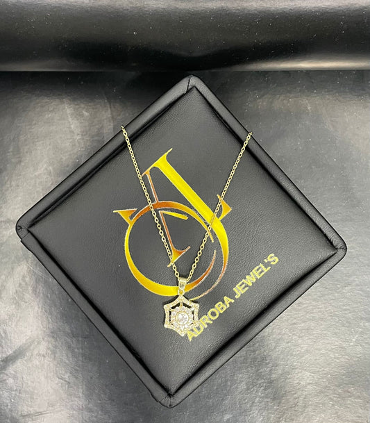 Elegant pendant with gold chain
