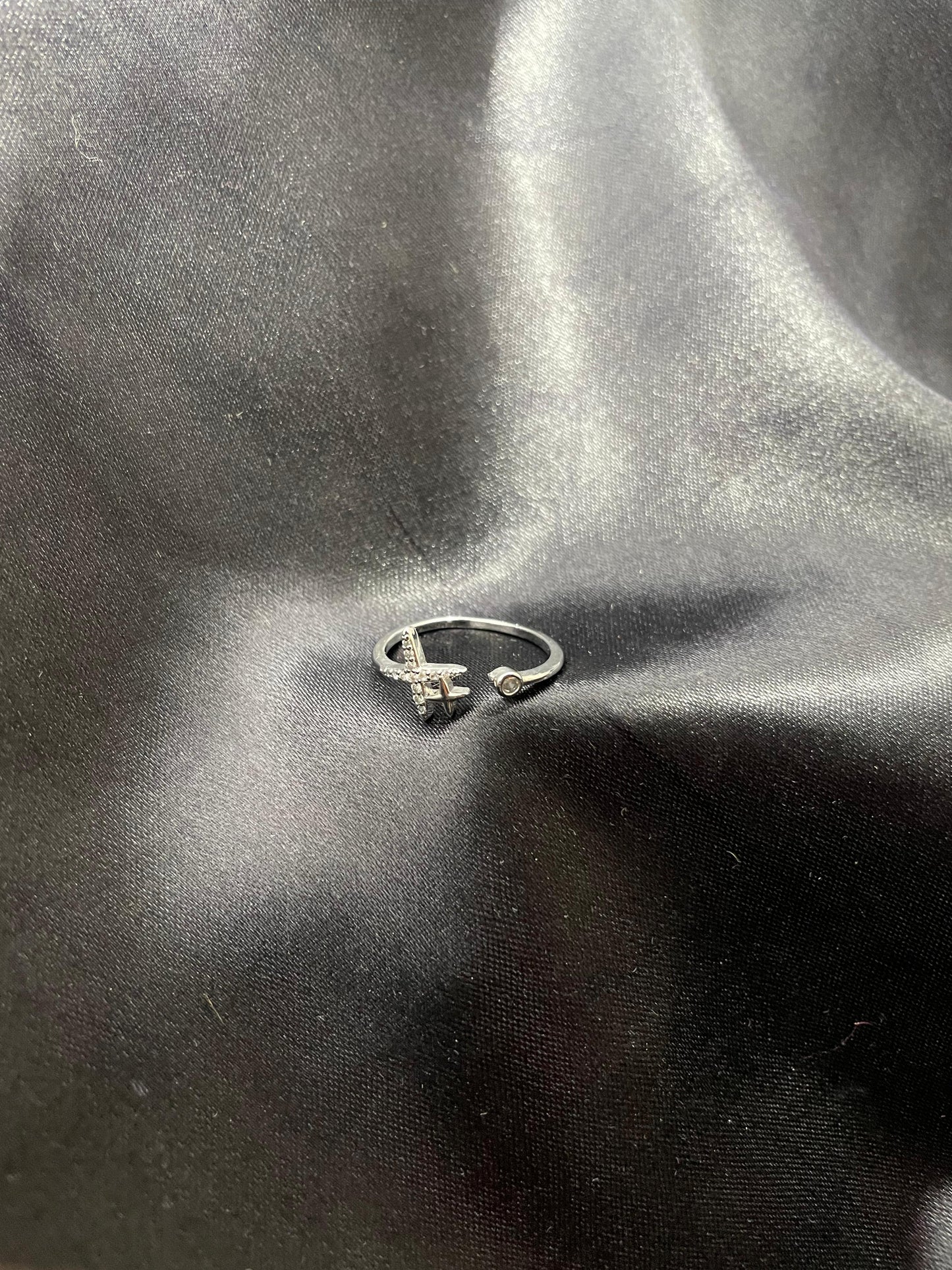 Love knot Ring
